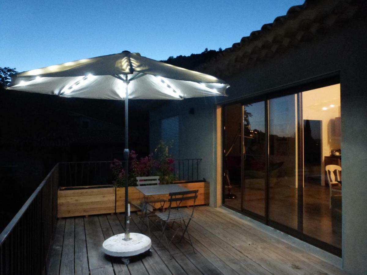 Maison Itze Saint-Saturnin-lès-Apt Exterior photo